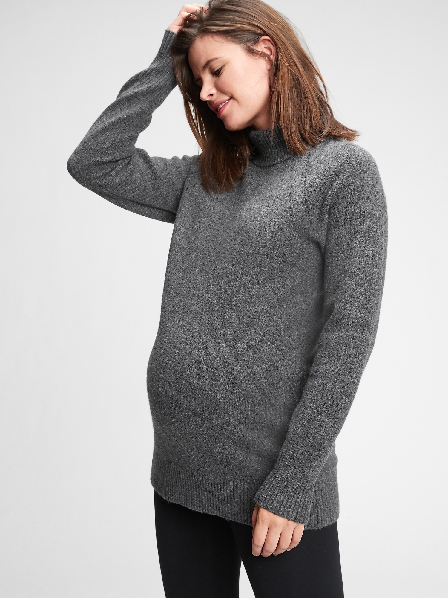 Gap deals maternity sweater