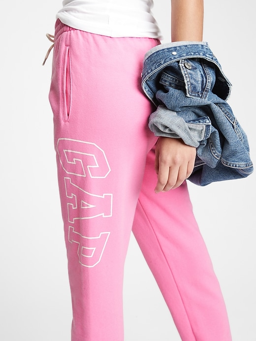 Image number 8 showing, Gap Logo Heavyweight Easy Joggers