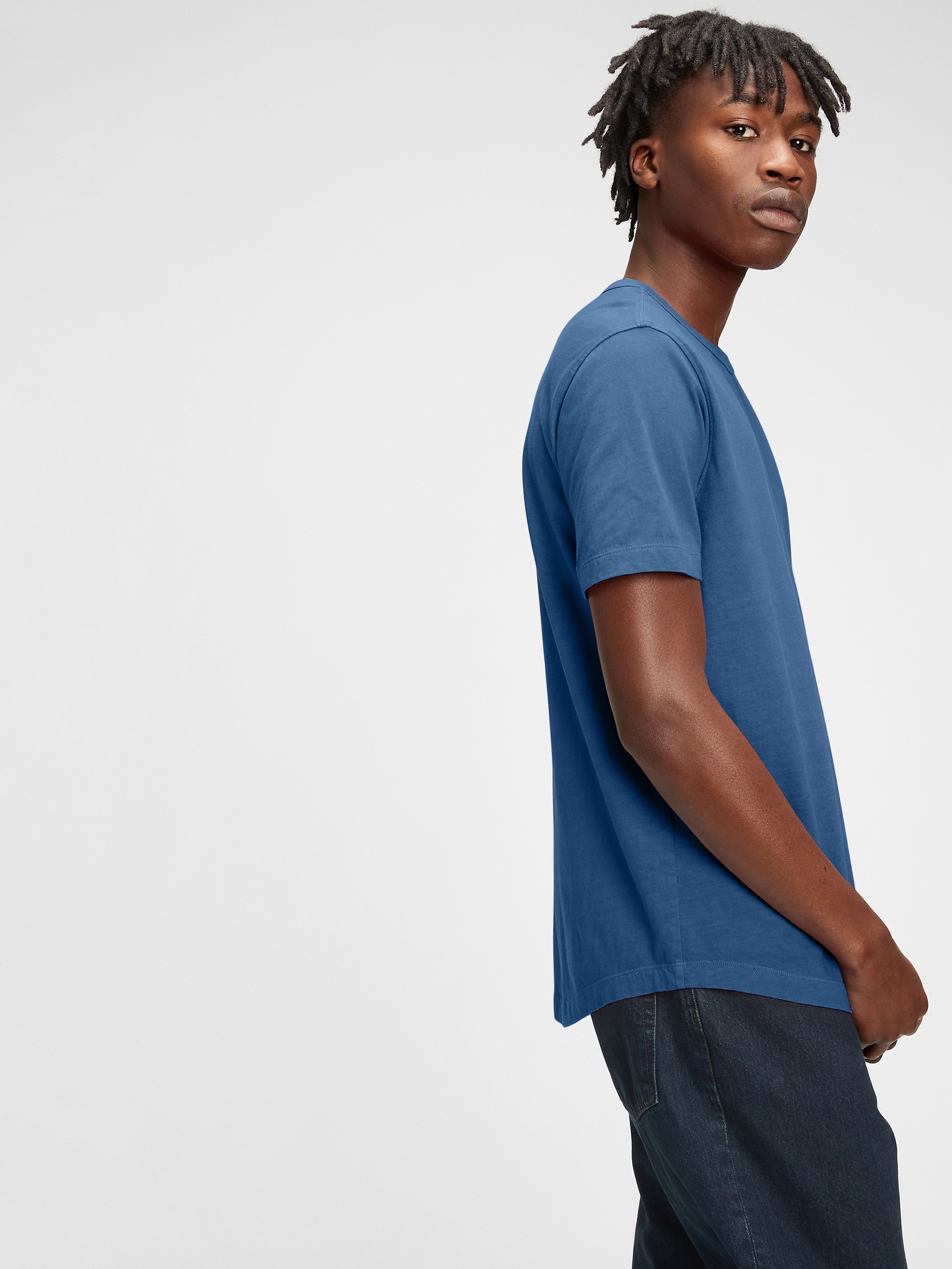 mens curved hem t shirt