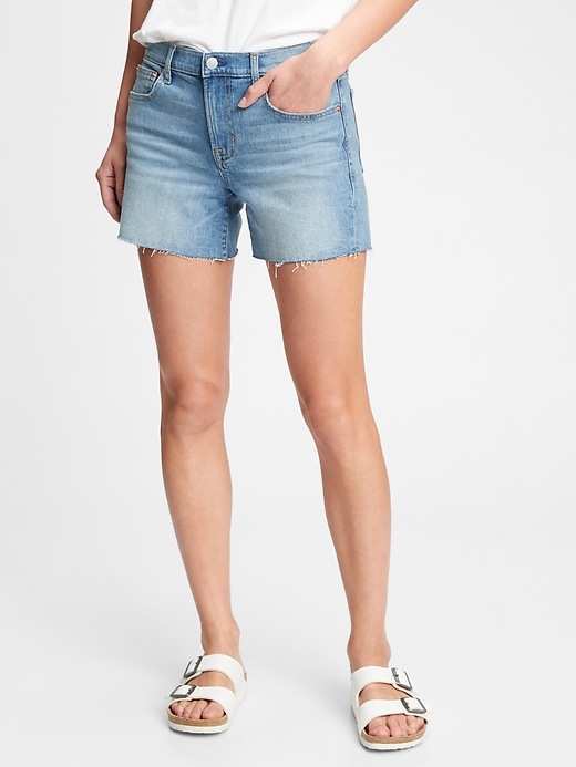 Image number 3 showing, 5'' Mid Rise Denim Shorts With Washwell&#153