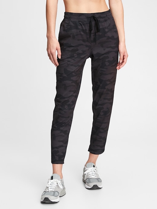 Image number 1 showing, GapFit Recycled Runaround Joggers