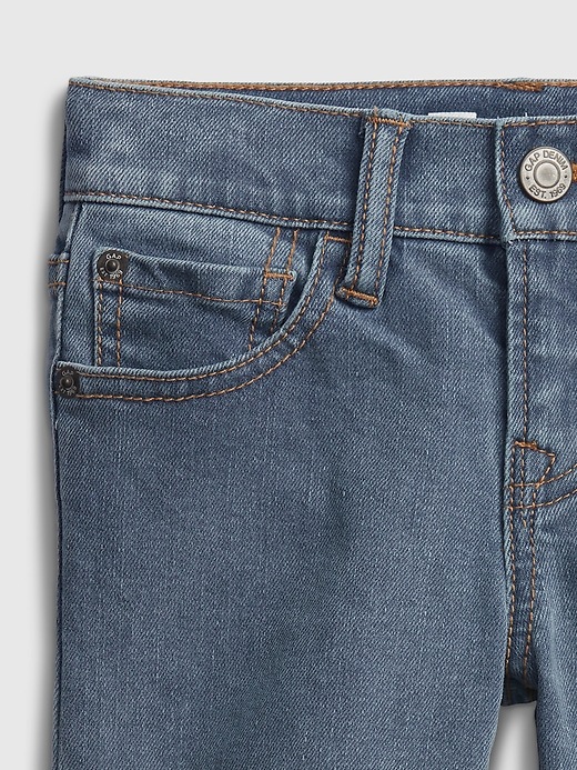 Image number 3 showing, Toddler Straight Jeans with Washwell&#153