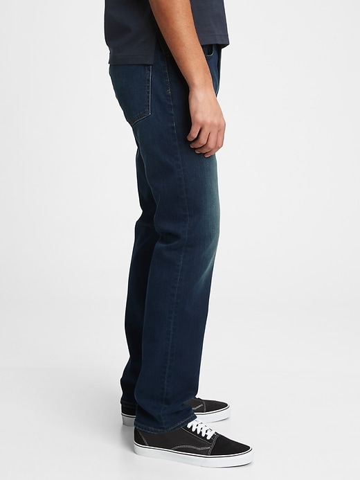 Image number 1 showing, Soft Wear Straight Jeans With Washwell&#153