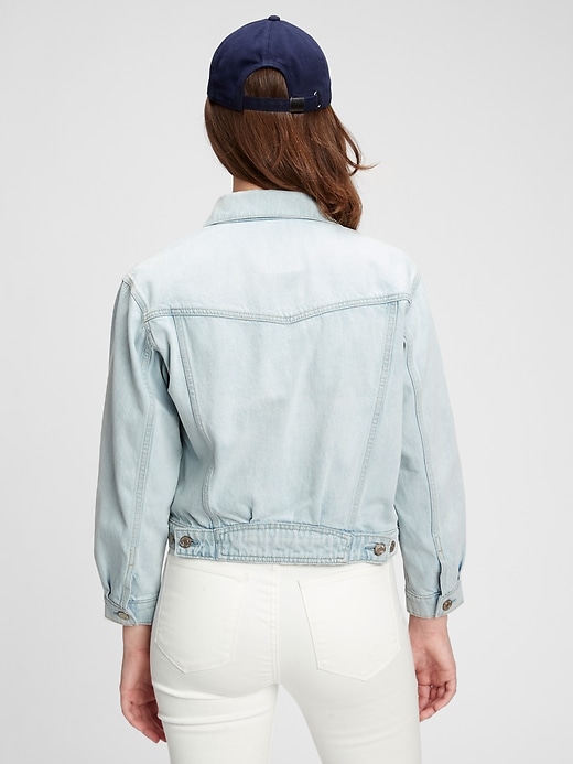 Image number 2 showing, Cropped Icon Denim Jacket With Washwell&#153