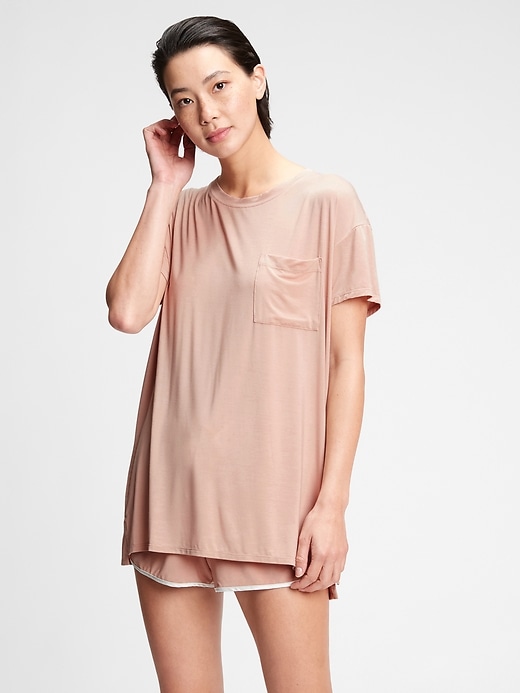 1 of 8 showing, with the color willow pink of product Truesleep Oversized T-Shirt in Modal