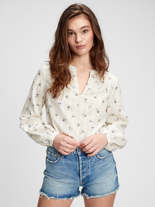 1 of 8 showing, with the color new off white floral of product Shirred Popover Top