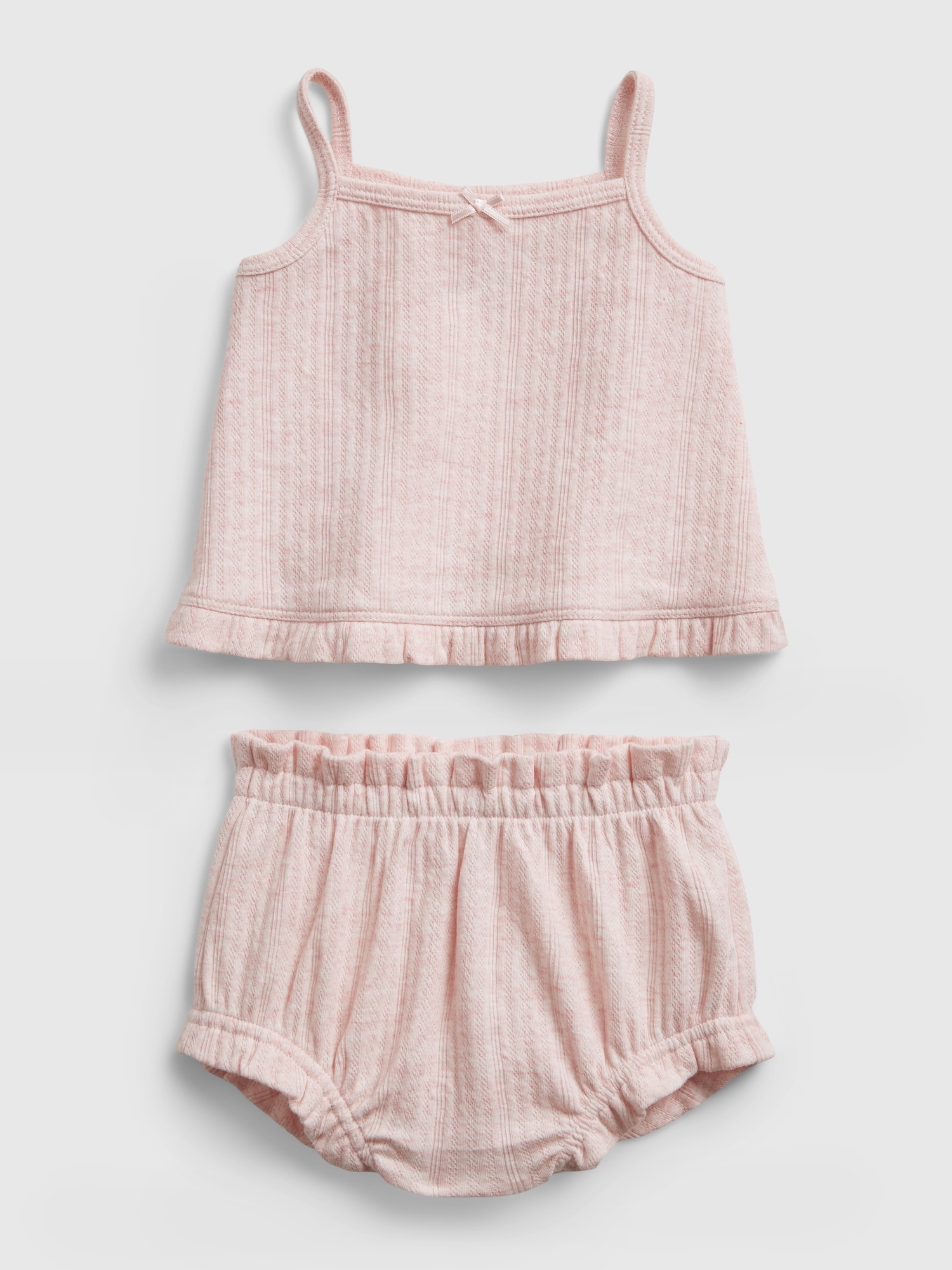 ruffle outfit