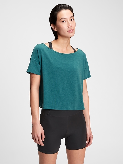 gapfit breathe t shirt