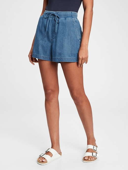 Image number 3 showing, Pull-On Denim Shorts With Washwell&#153