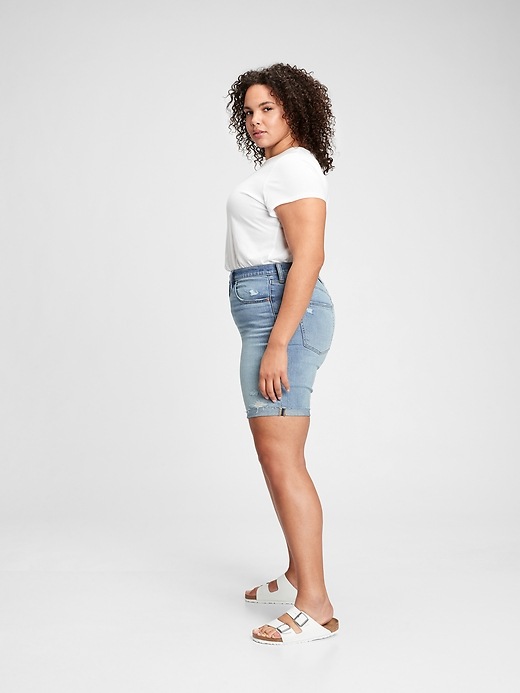 Image number 6 showing, 9'' High Rise Destructed Denim Bermuda Shorts With Washwell&#153