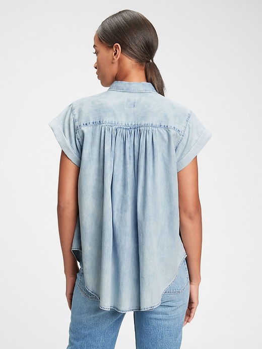 2 of 8 showing, with the color light wash of product Denim Popover Shirt with Washwell™