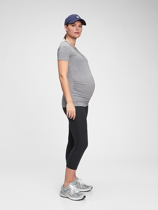 Image number 4 showing, Maternity GapFit Blackout Under-Belly Capris