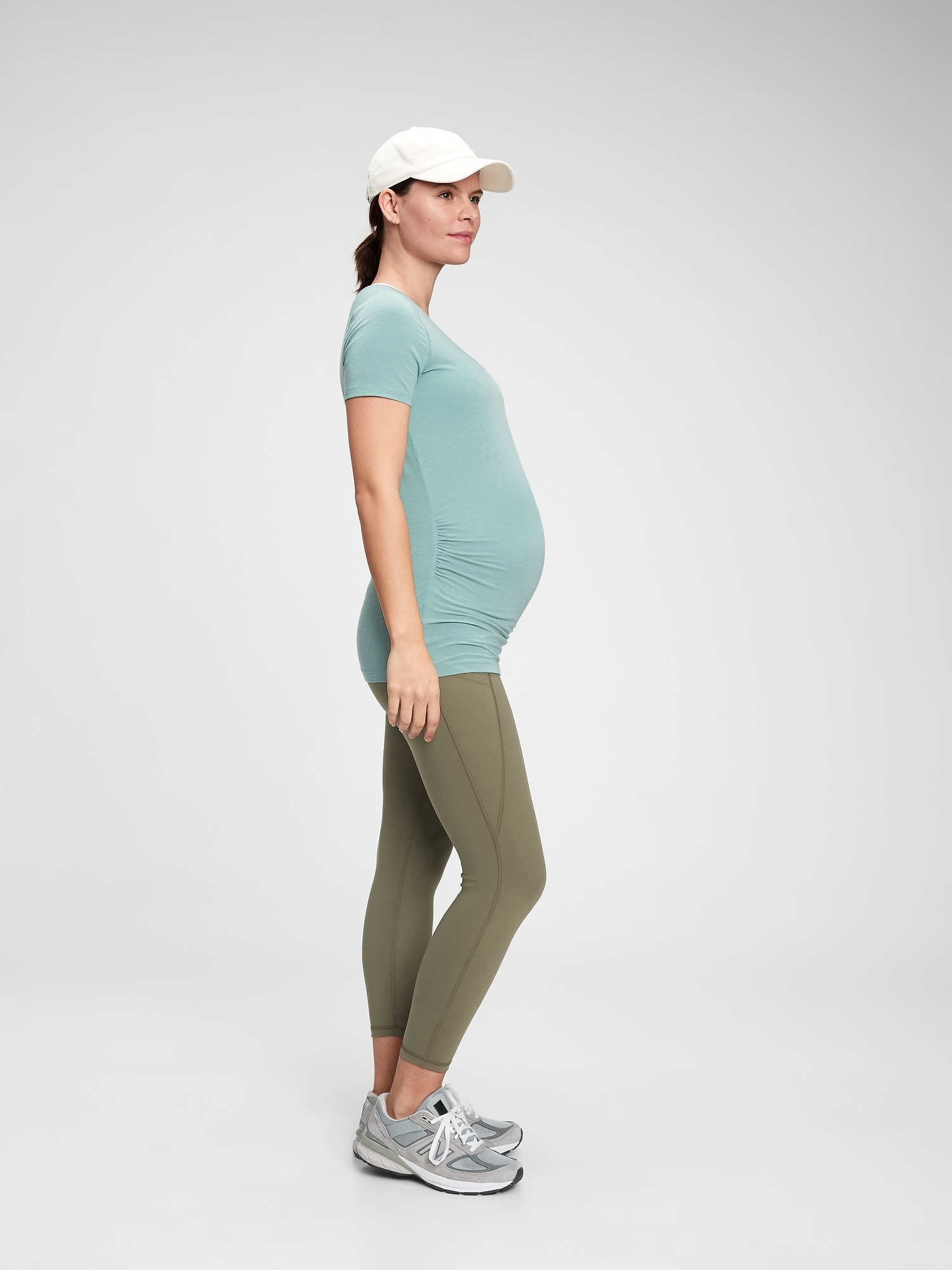 Maternity GapFit Full Panel Blackout 7/8 Leggings