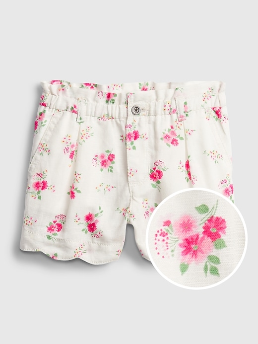 1 of 8 showing, with the color daisy floral white of product Toddler Floral Scallop Shorts