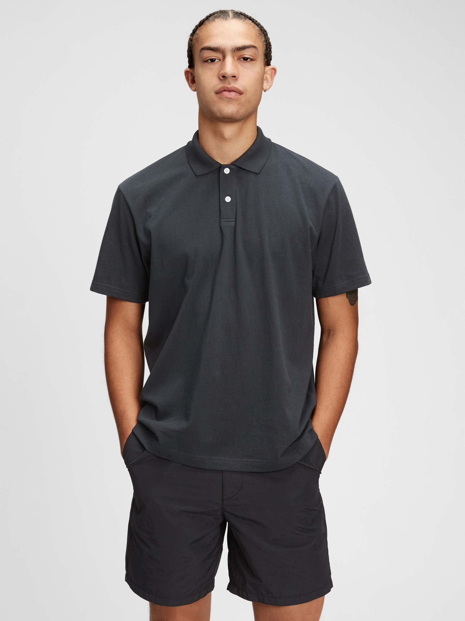 Gap black polo shirt hotsell