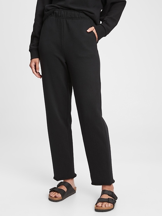 1 of 8 showing, with the color true black of product Vintage Soft Barrel Joggers