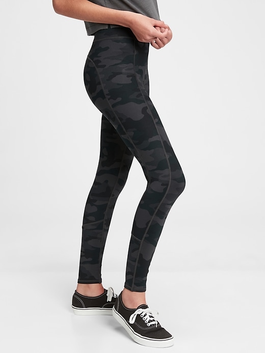 Image number 4 showing, GapFit Teen Sky High Leggings