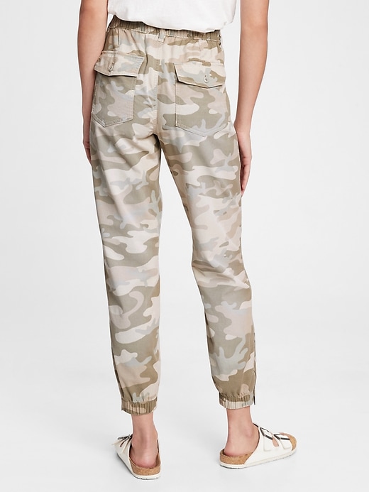Image number 2 showing, Girlfriend Utility Joggers with Washwell&#153