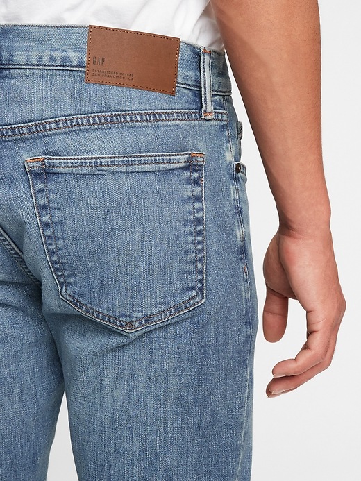 Image number 5 showing, GapFlex Slim Jeans With Washwell&#153