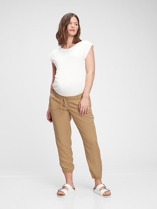 Image number 4 showing, Maternity Pull-On Joggers in TENCEL&#153 Lyocell
