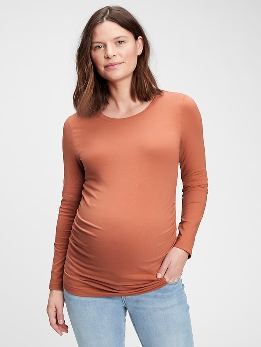 1 of 8 showing, with the color cedarwood orange of product Maternity Pure Body T-Shirt