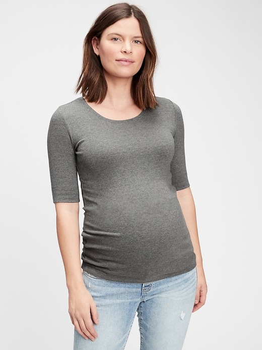 Maternity Modern Scoopneck T-Shirt