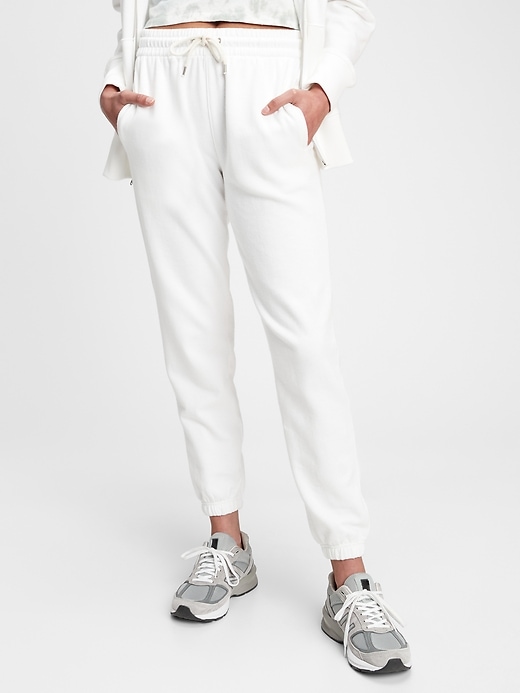 1 of 8 showing, with the color white of product Vintage Soft Classic Joggers