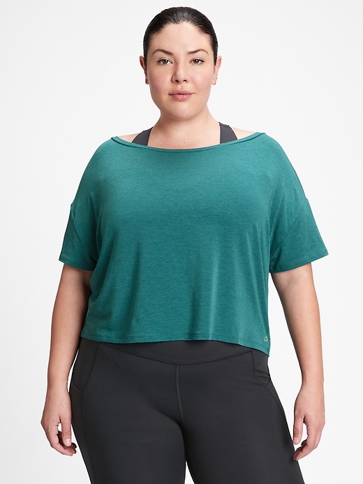 gapfit breathe t shirt
