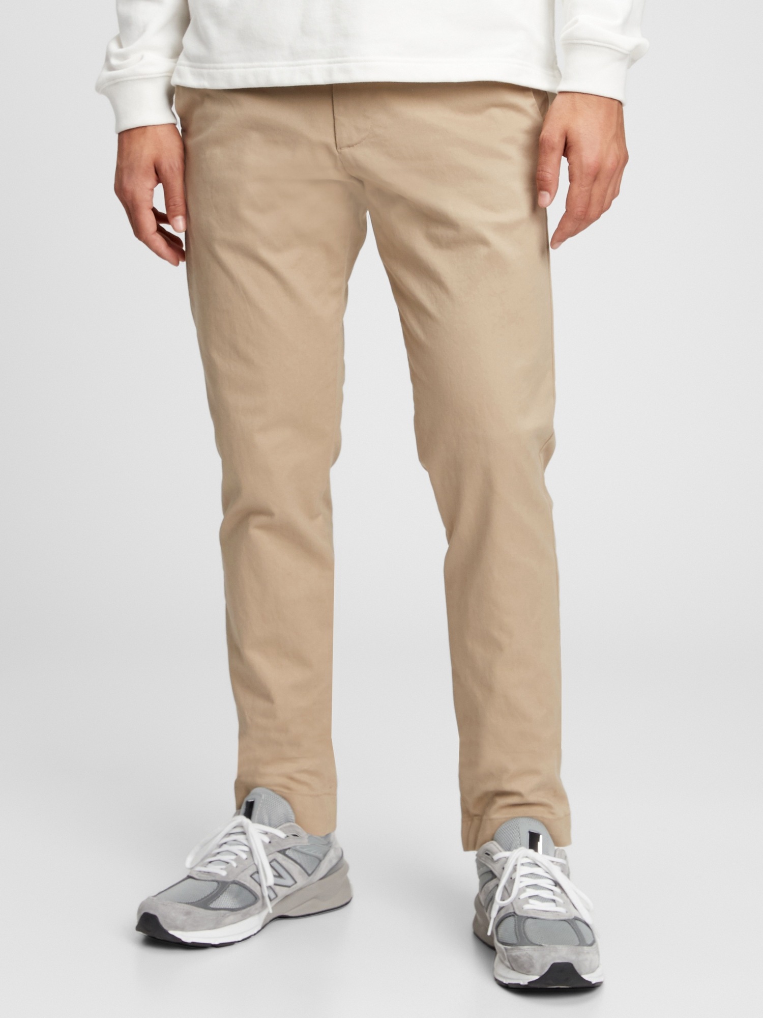 Gap Modern Khakis in Athletic Taper with GapFlex beige. 1