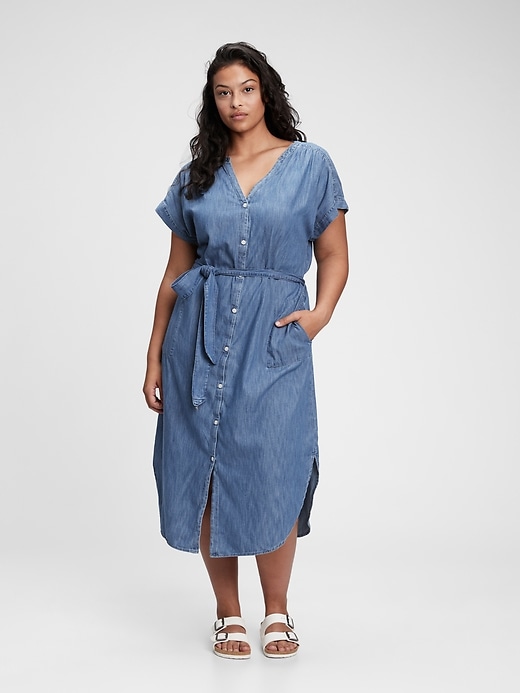 1 of 8 showing, with the color light indigo of product Midi Shirtdress with Washwell™