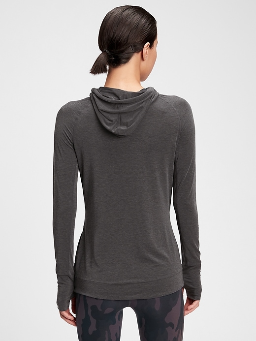 GapFit Breathe Hoodie, The 23 Coolest Workout Pieces Released at Gap This  Week, According to a Shopping Pro