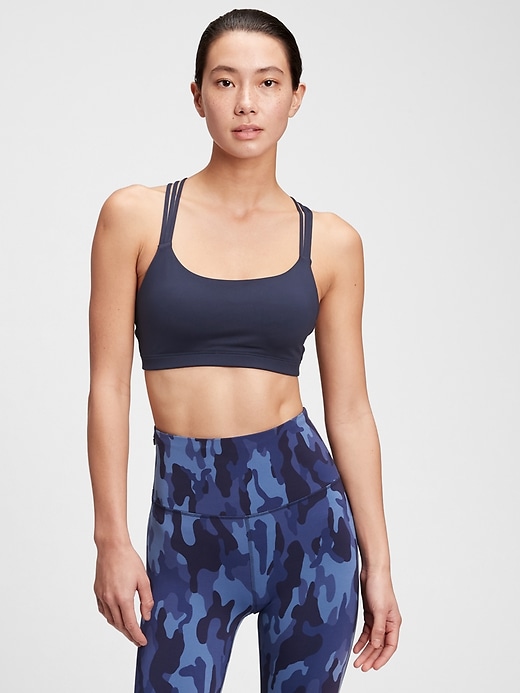 Image number 6 showing, GapFit Eclipse Medium Support Strappy Sports Bra