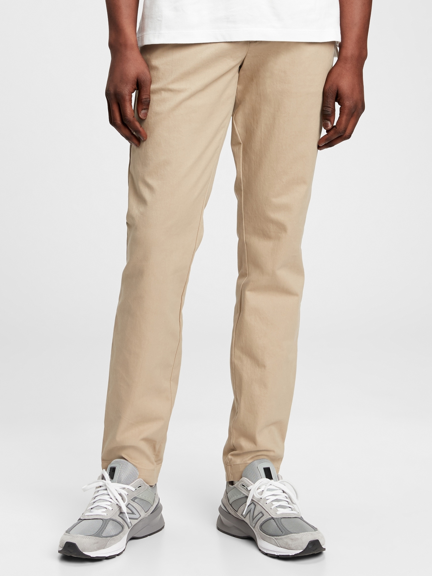 Gap Modern Khakis in Skinny Fit with GapFlex beige. 1