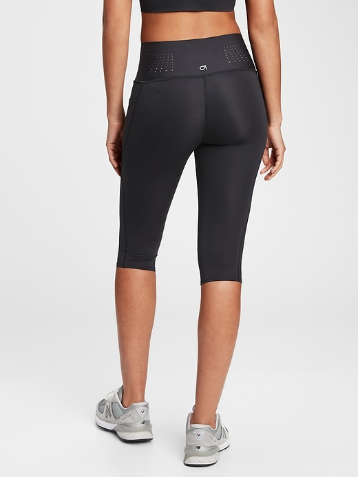 2 of 8 showing, with the color true black of product GapFit High Rise Crop Leggings in Sculpt Revolution