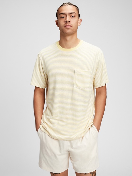 1 of 8 showing, with the color fennel blossom of product Linen T-Shirt