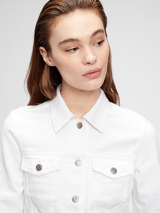 gap white denim jacket
