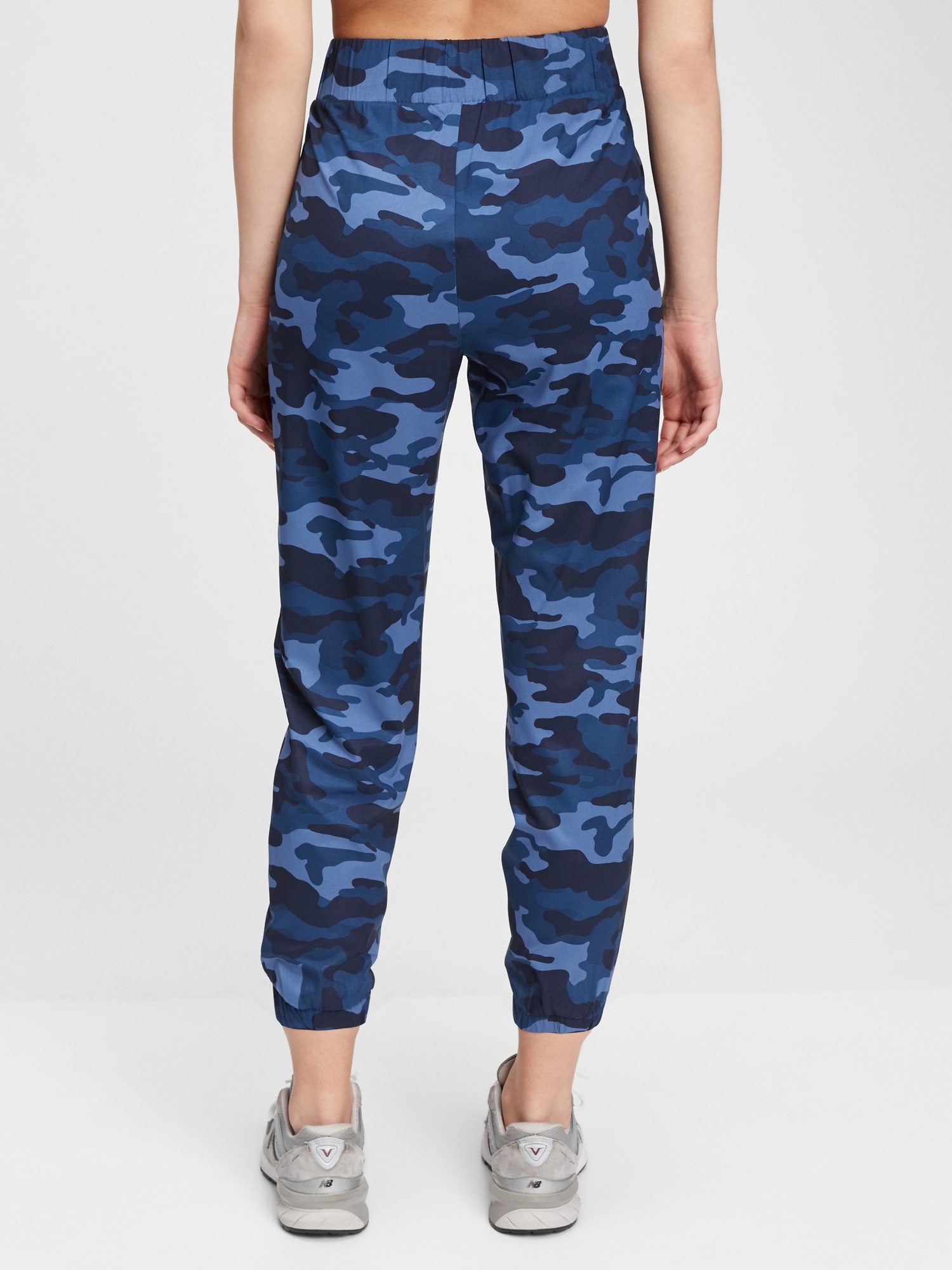 cargo joggers gap