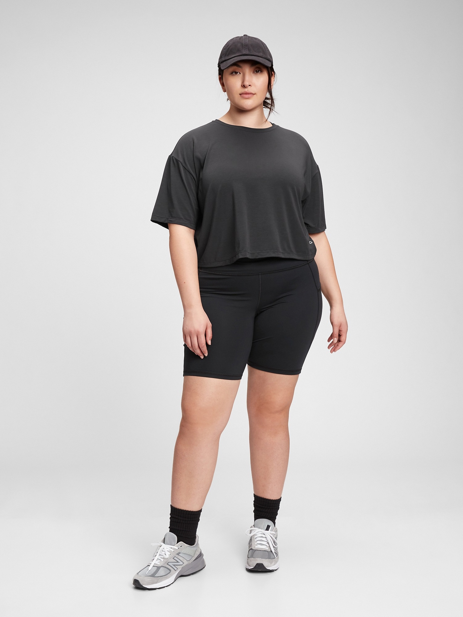 GapFit Breathe T-Shirt | Gap