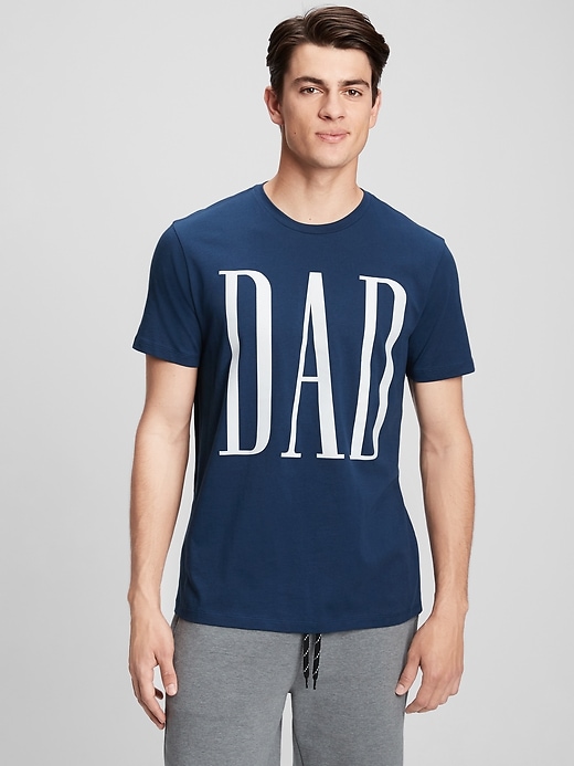 Gap Dad Graphic T-Shirt | החנות שלנו 