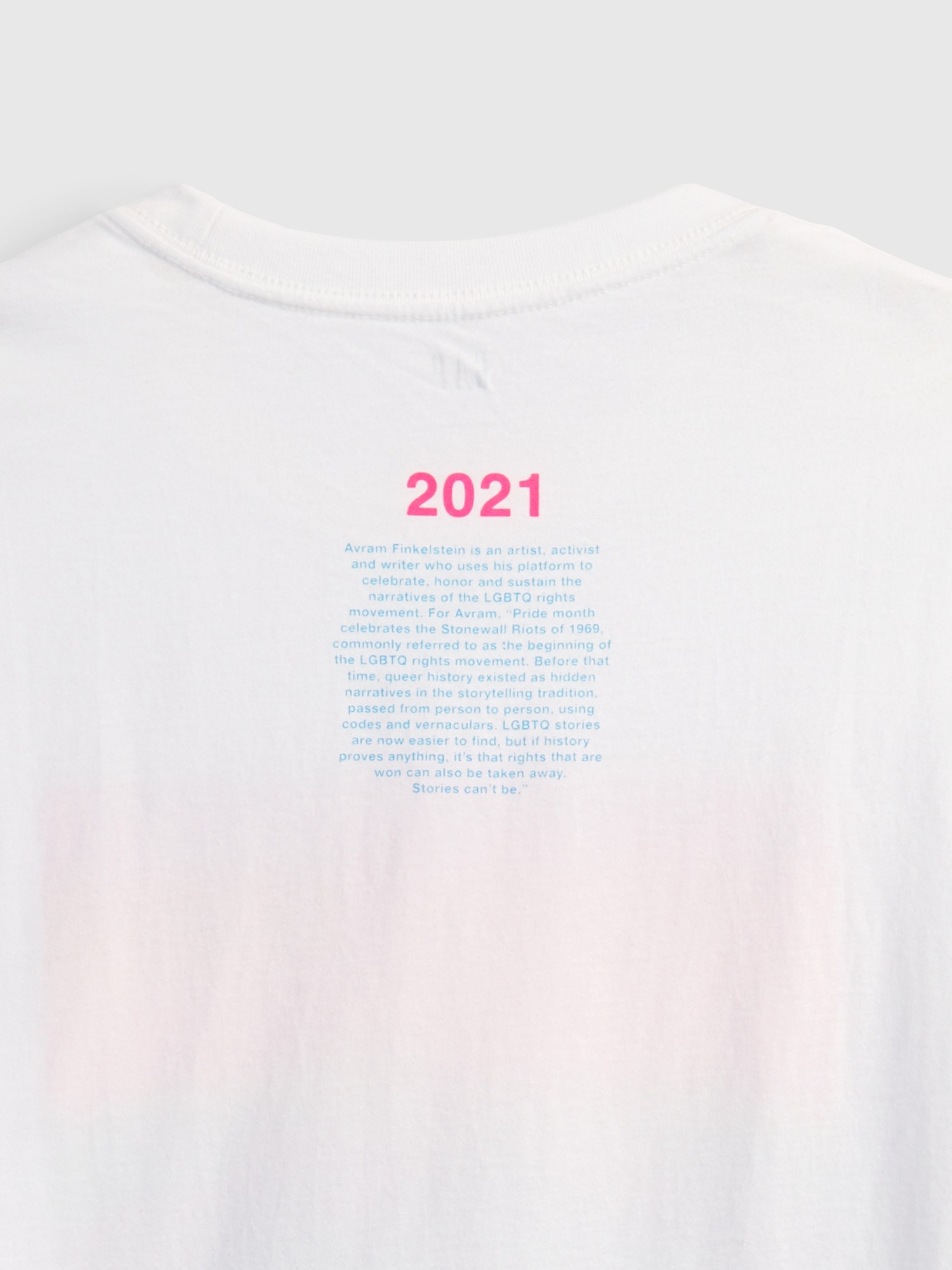 Gap hotsell pride clothing