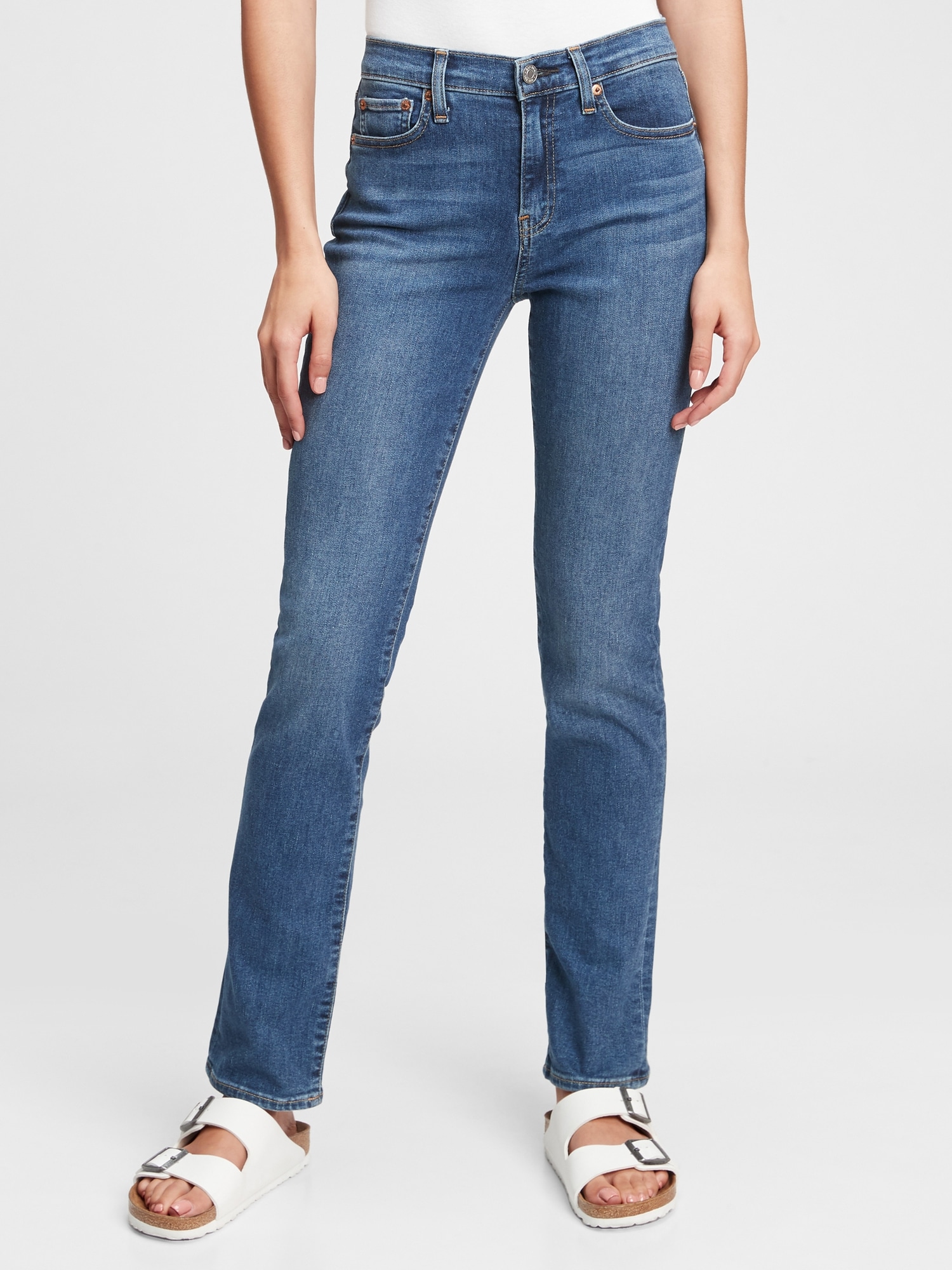 Gap Mid Rise Classic Straight Jeans With Washwell™