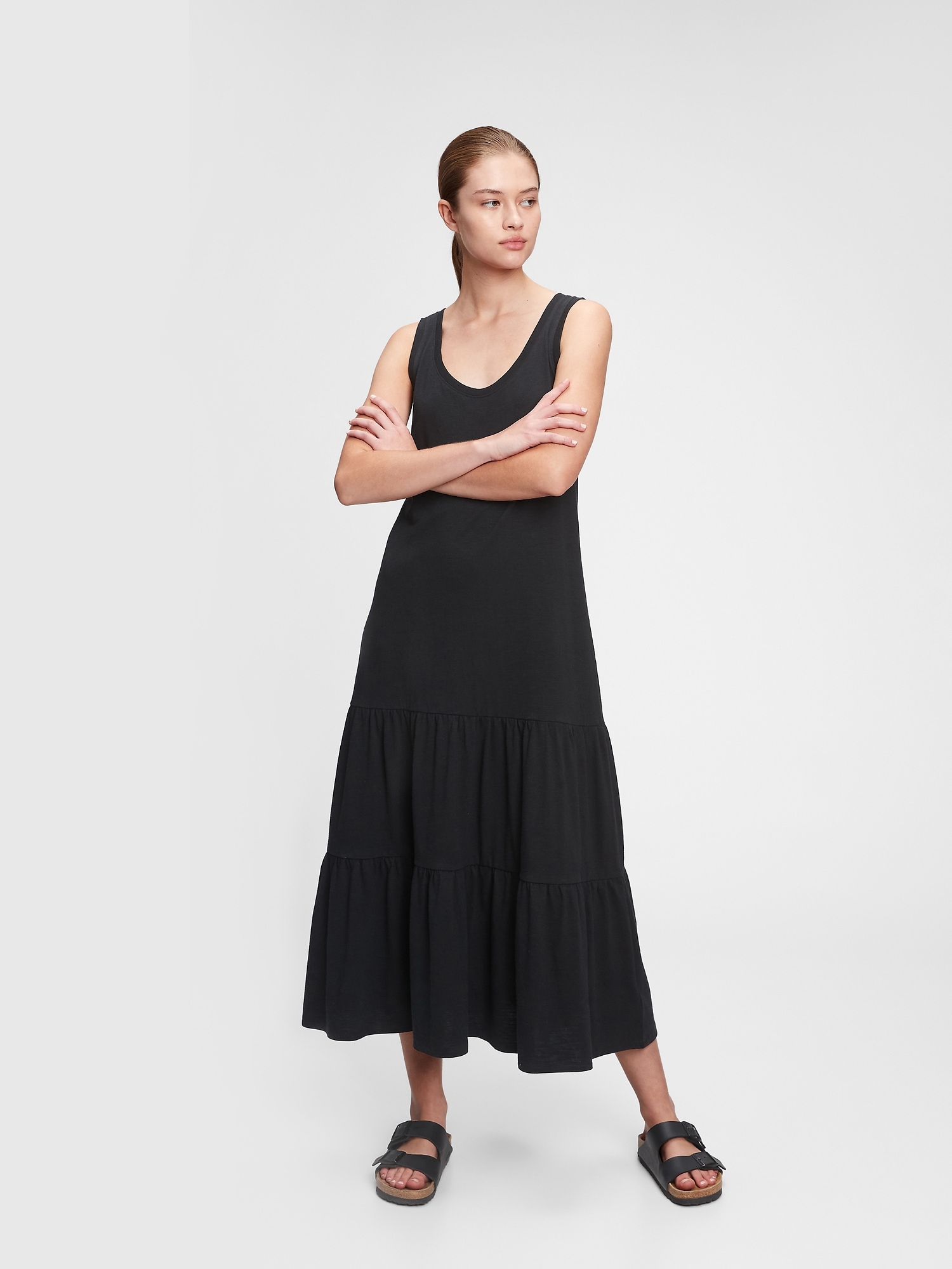 Sleeveless tiered maxi dress Clearance
