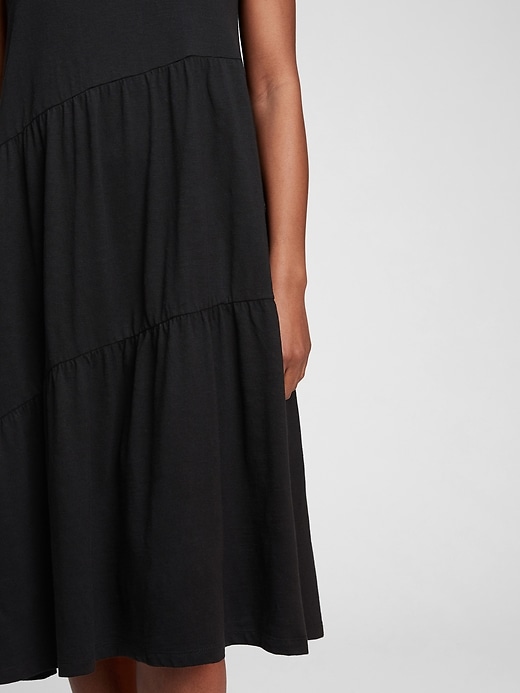 Image number 3 showing, Sleeveless Tiered Ruffle Midi Dress