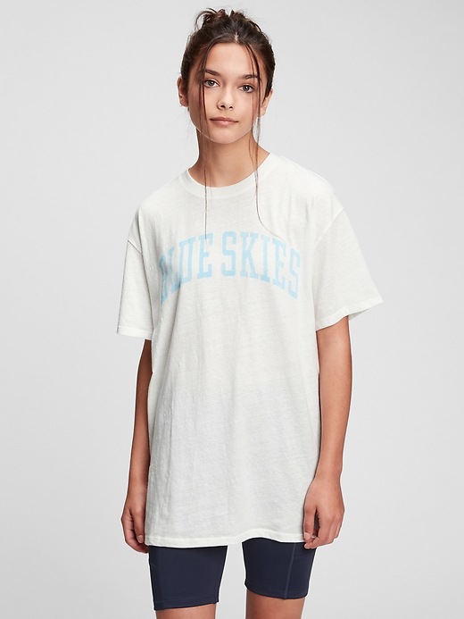 1 of 8 showing, with the color blue skies of product Teen Graphic Oversized T-Shirt