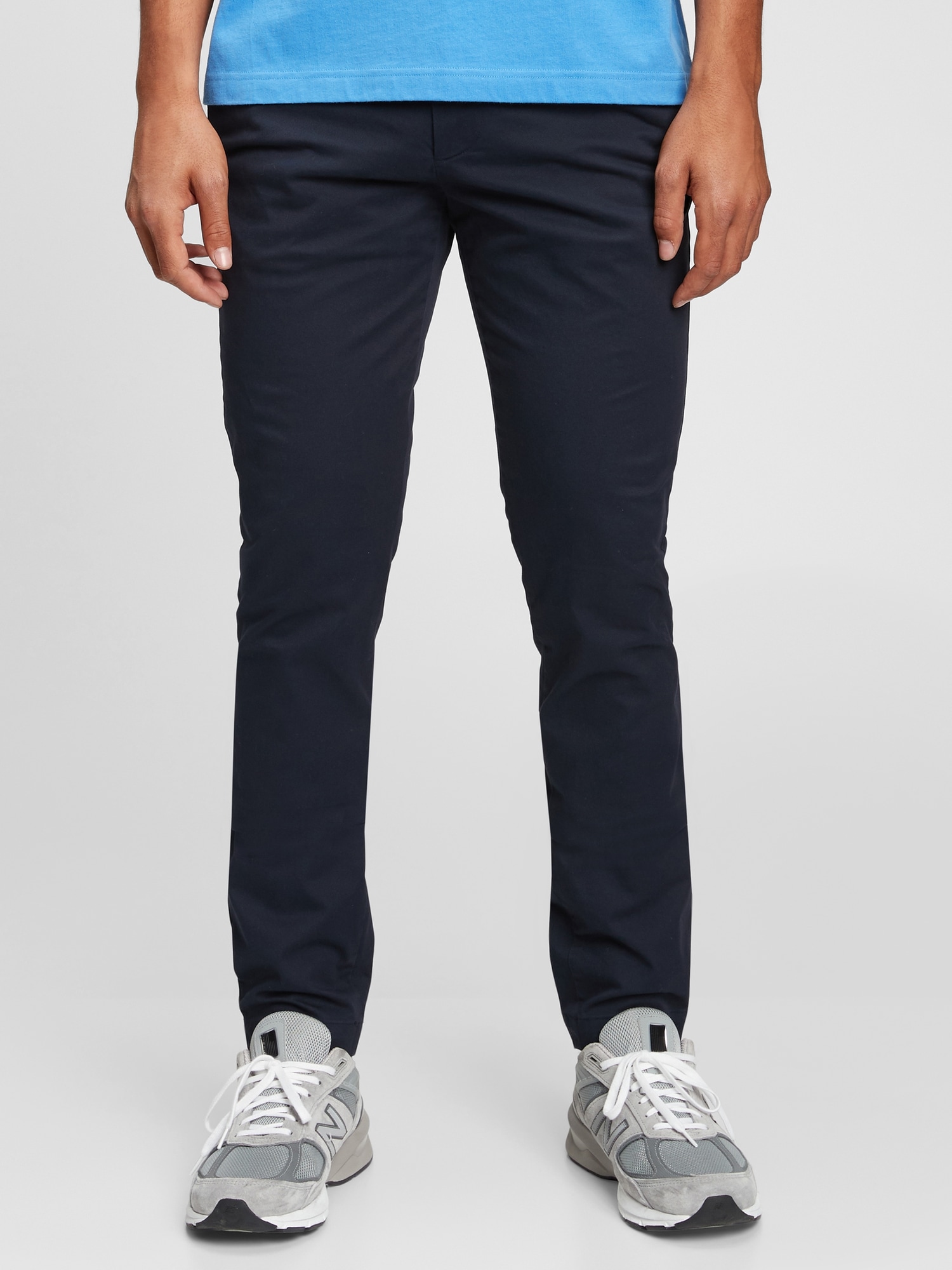 Gap Modern Khakis In Skinny Fit With Flex In Classic Navy