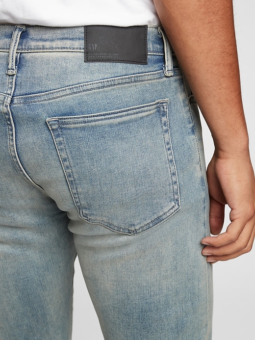 Image number 5 showing, Easy Temp Slim Taper Jeans With Washwell&#153