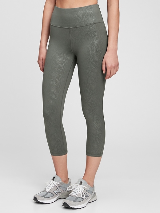 Image number 3 showing, GapFit High Rise Capris in Eclipse