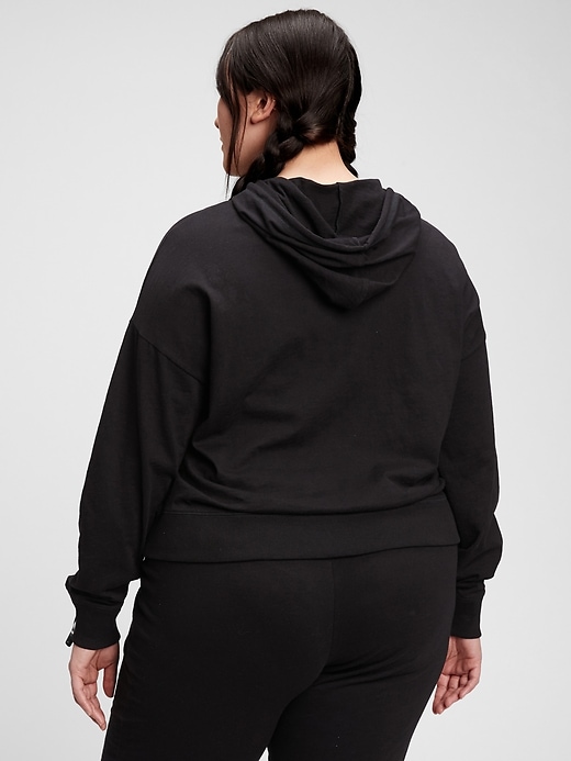 2 of 8 showing, with the color true black of product Tee Sweats Hoodie