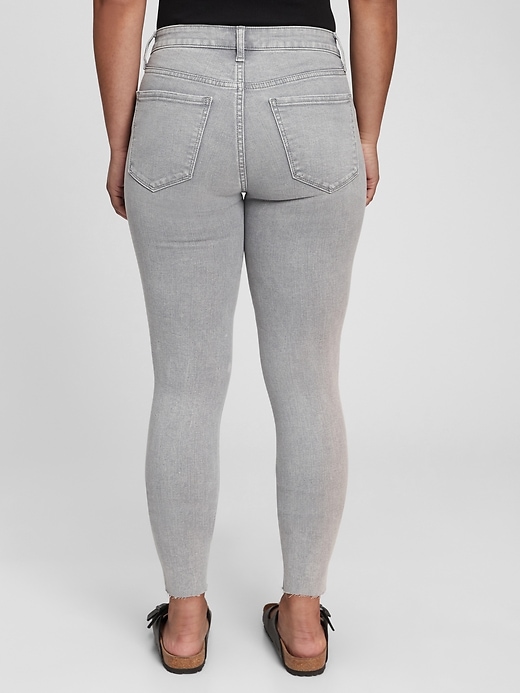universal thread mid rise jegging