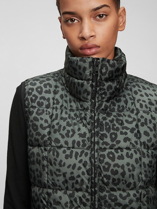 Image number 3 showing, Recycled Nylon Relaxed Lightweight Puffer Vest